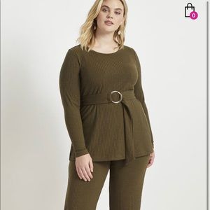 Eloquii Ribbed Tunic with Side Slits & Matching Belt